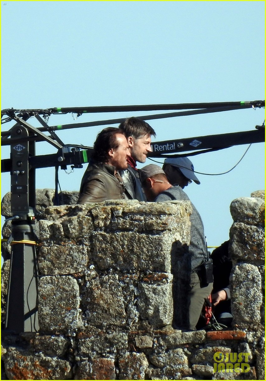 nikolaj coster waldau and jerome flynn continue game of thrones filming in spain 193813590