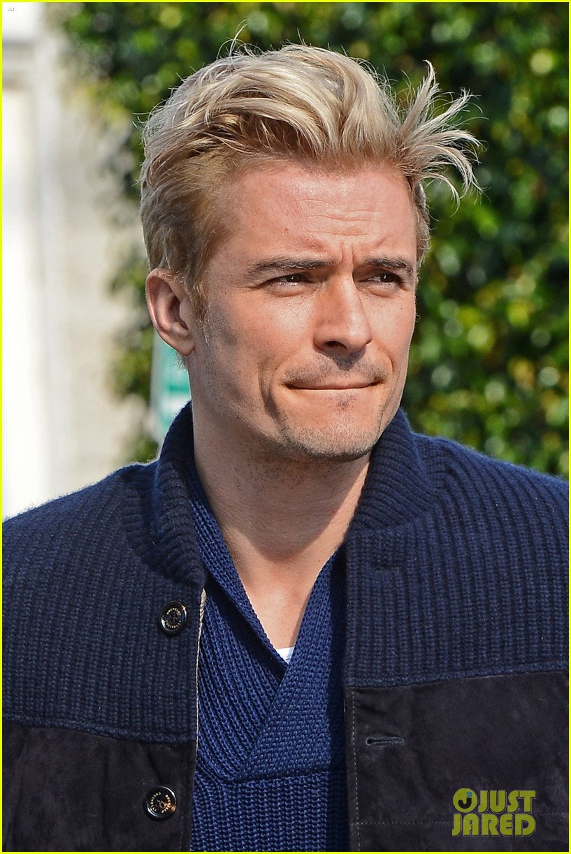 orlando bloom gets his blond hair touched up 19