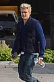 orlando bloom gets his blond hair touched up 17