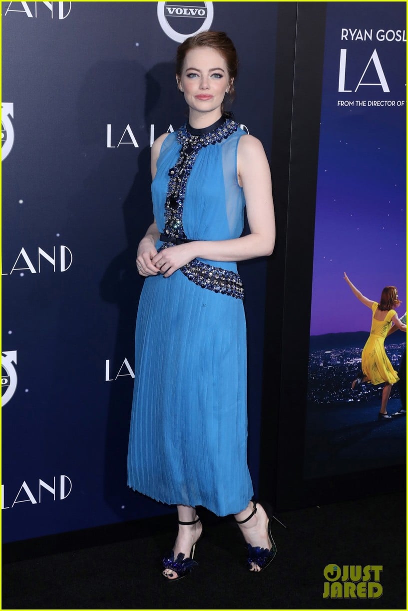 Emma Stone \u0026 Ryan Gosling Are Picture Perfect at the 'La La Land' Premiere:  Photo 3822809 | Callie Hernandez, Cheryl Burke, Emma Stone, Jackie Cruz,  Movies, Rosemarie DeWitt, Ryan Gosling Photos |, image size:817x1222