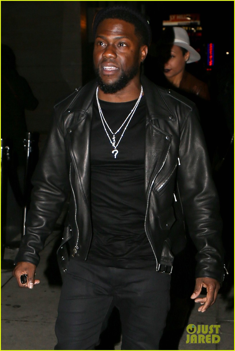 Kevin Hart Surprises Nick Cannon During Christmas Hospital Stay Photo