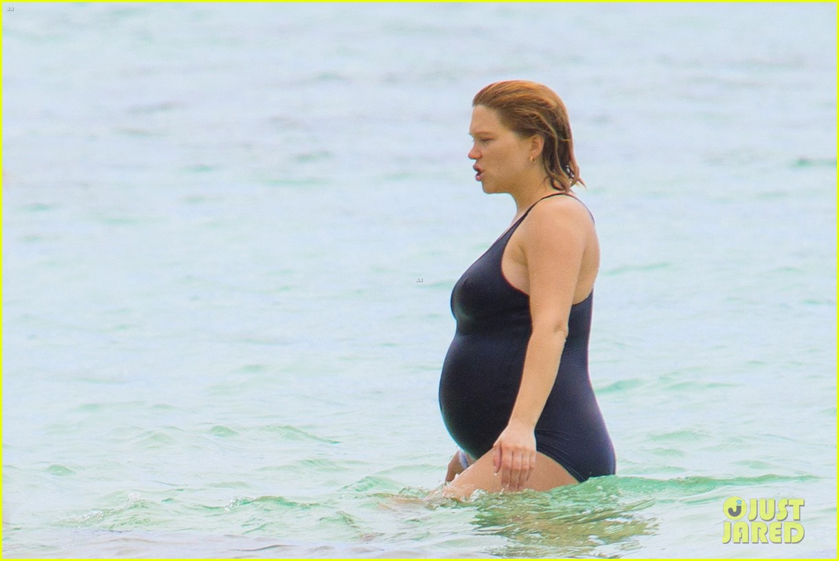 lea seydoux shows off baby bump on the beach 073821941