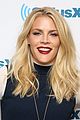 busy philipps finds it hard to resist shake shack too 03