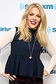 busy philipps finds it hard to resist shake shack too 05