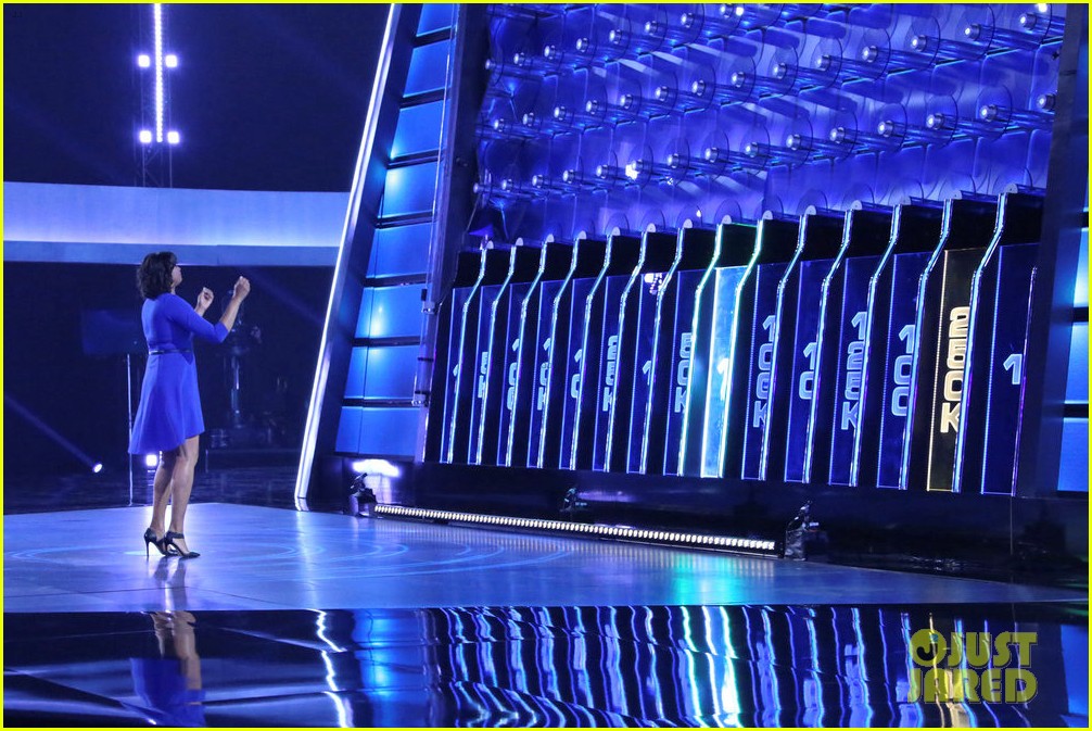 NBC's 'The Wall' - Read the Rules, Meet the Host, & More!: Photo ...