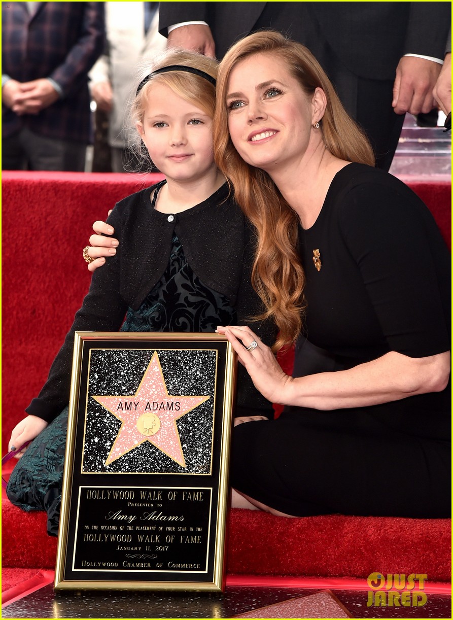 amy adams receives star on the hollywood walk of fame 023841292