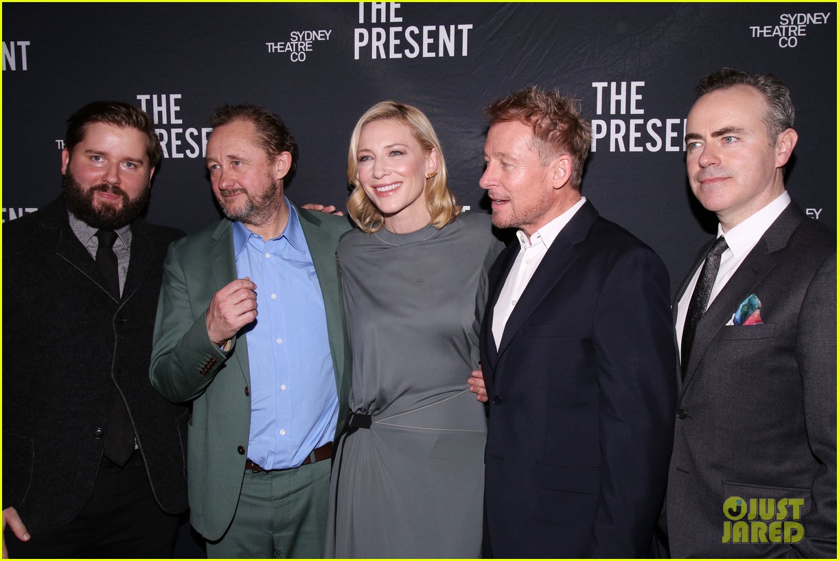 cate blanchett makes broadway debut with the present 133840185
