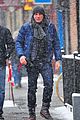 daniel craig gets caught in the new york city snow storm 04