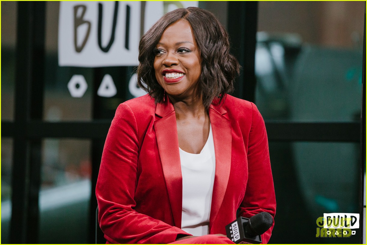viola davis says acting in fences was very much like shakespeare 033843979