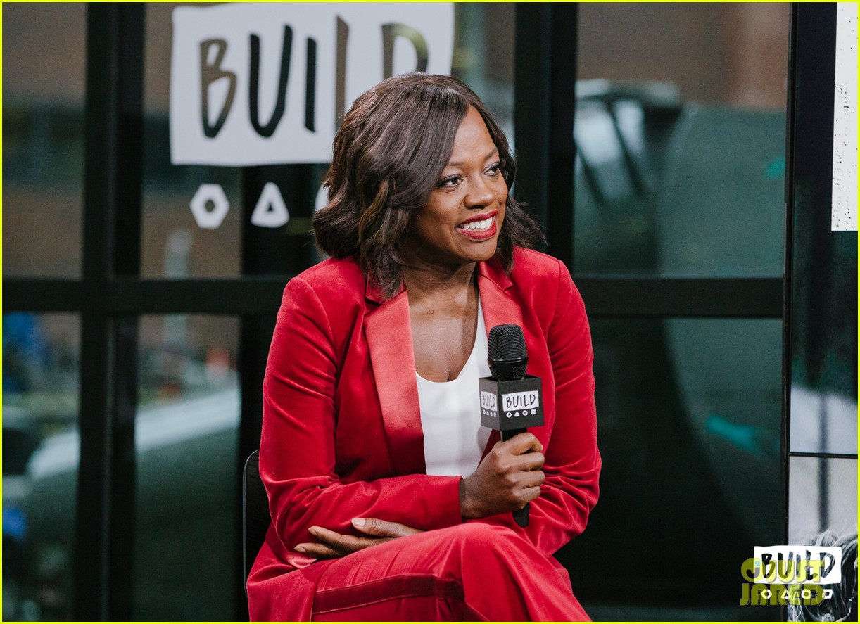 viola davis says acting in fences was very much like shakespeare 103843986