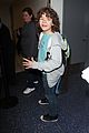 natalia dyer and charlie heaton catch flight out of lax after winning big at sag awards 05