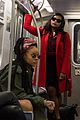first oceans eight photo cast riding the subway 02