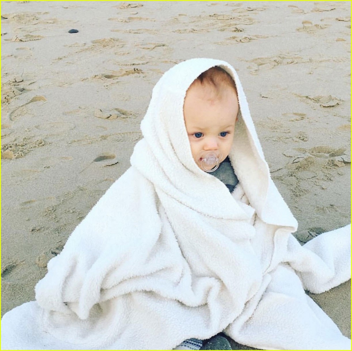 Louis Tomlinson Celebrates Son Freddie's 1st Birthday With Ex Briana