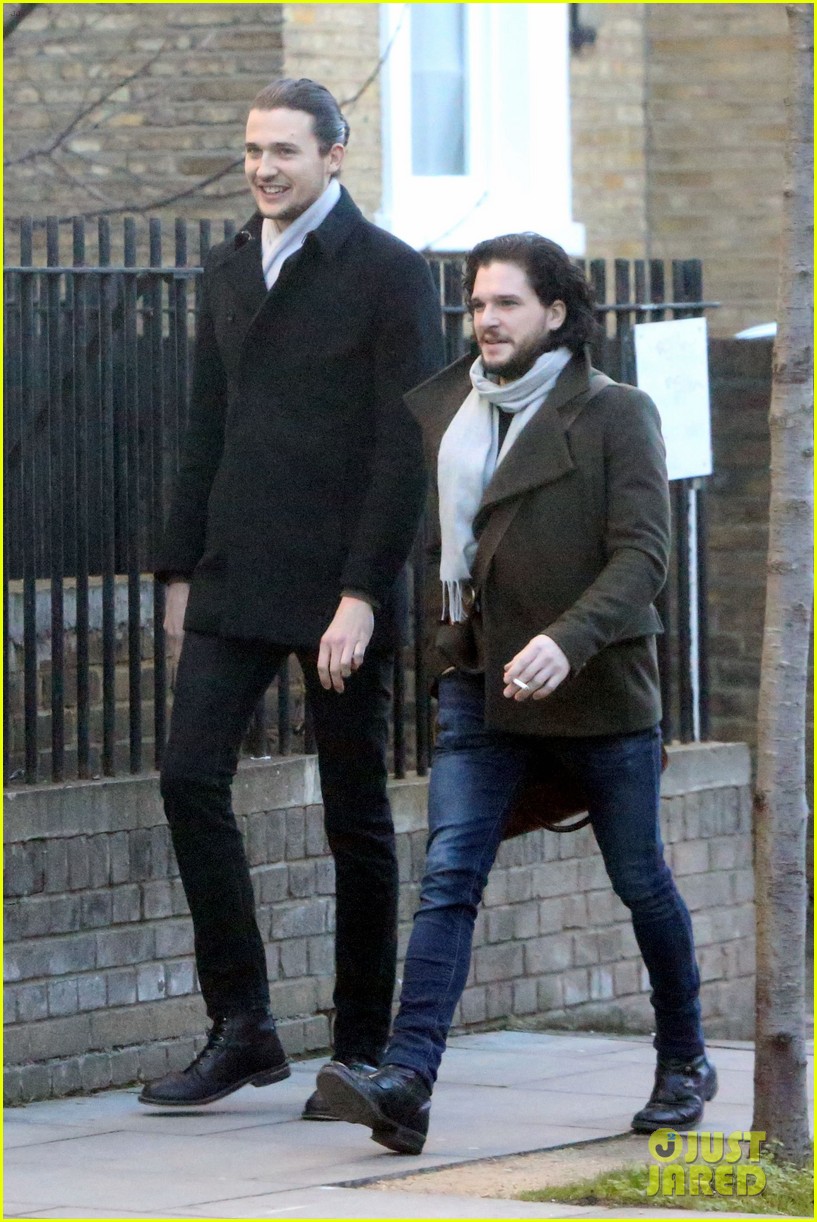 kit harington and much taller friend step out to run errands 023837715