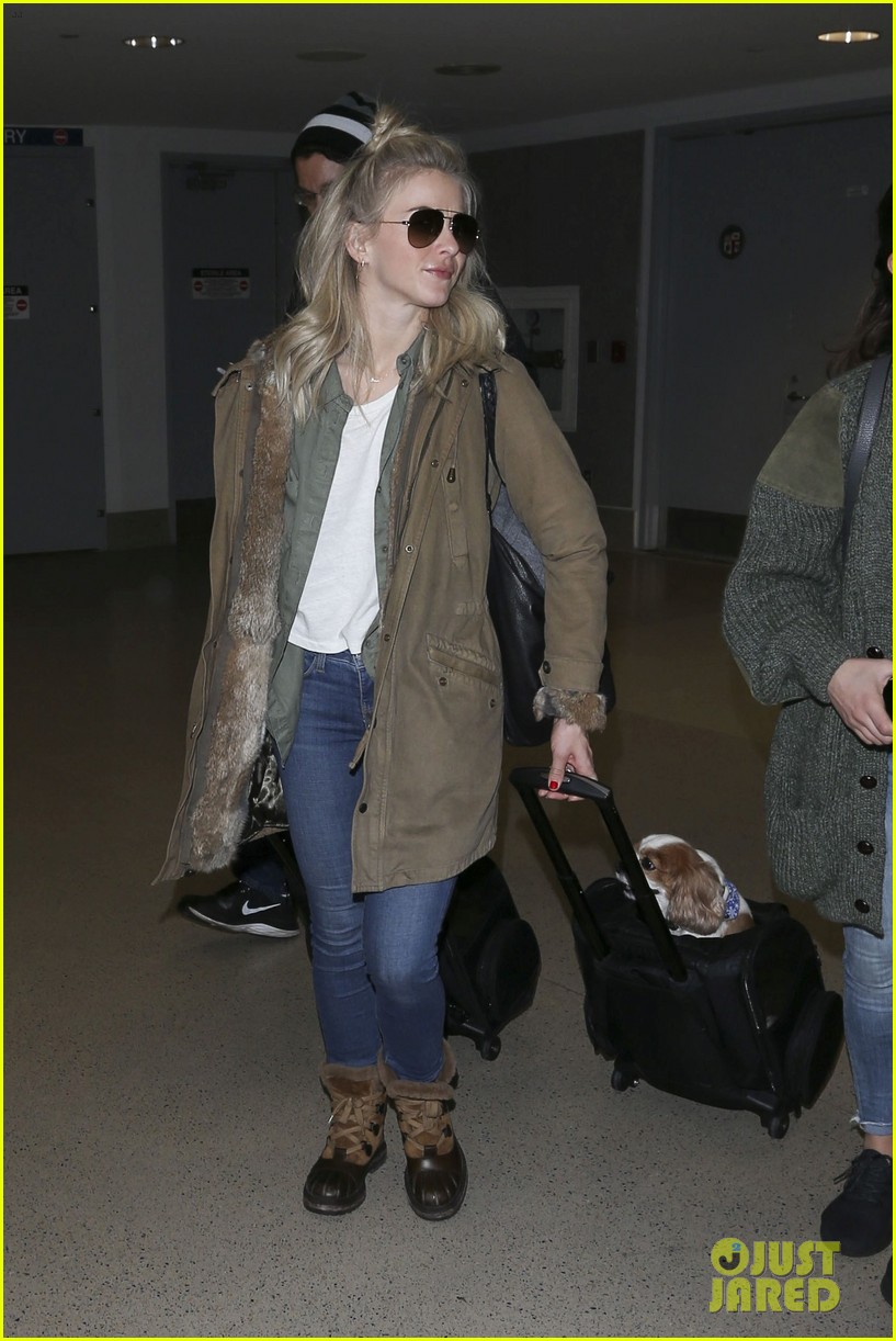 julianne hough makes her way through lax with her pups 123836966