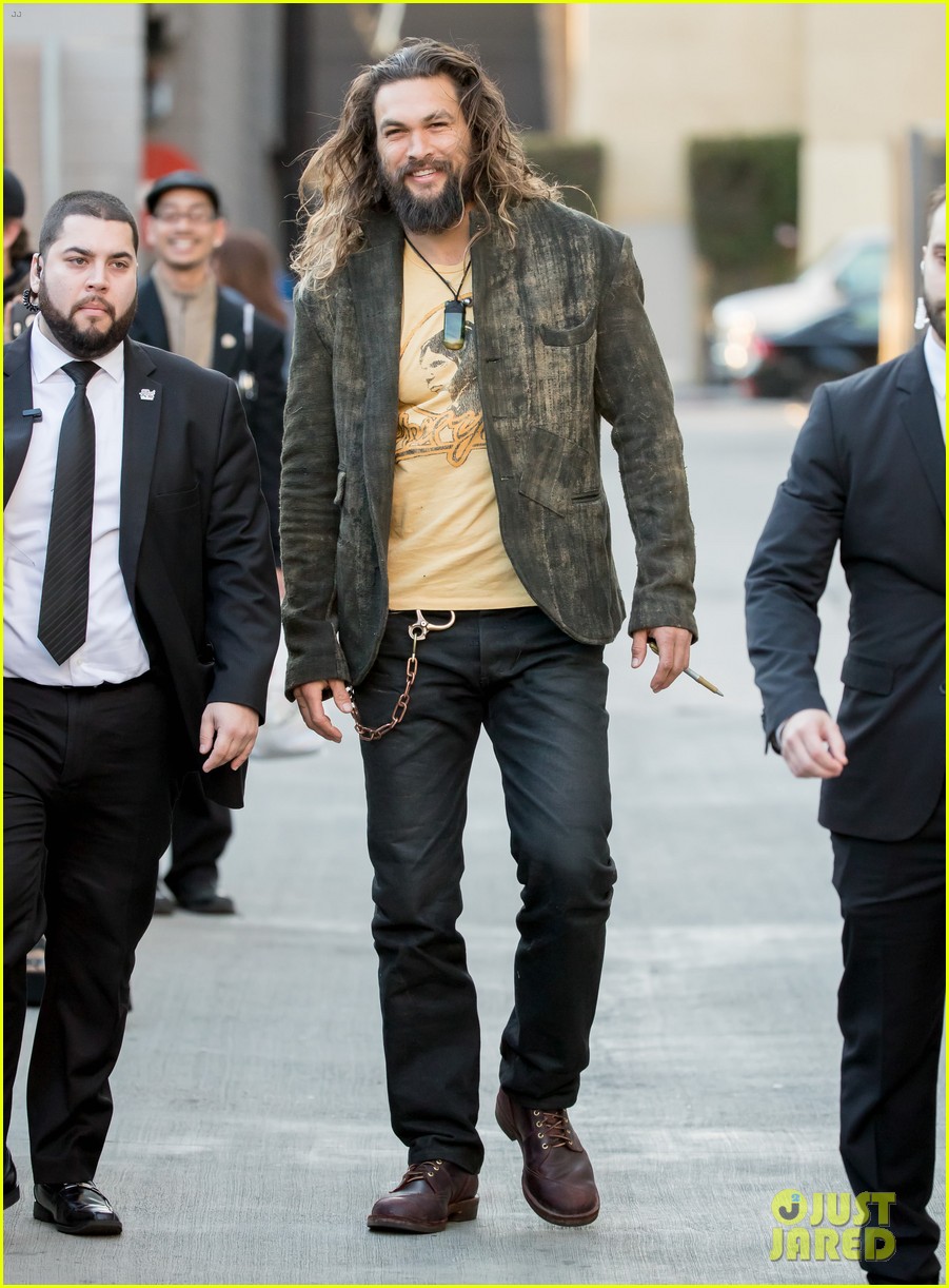 VIDEO Jason Momoa Shows Off His Axe Throwing Skills On 'Jimmy Kimmel