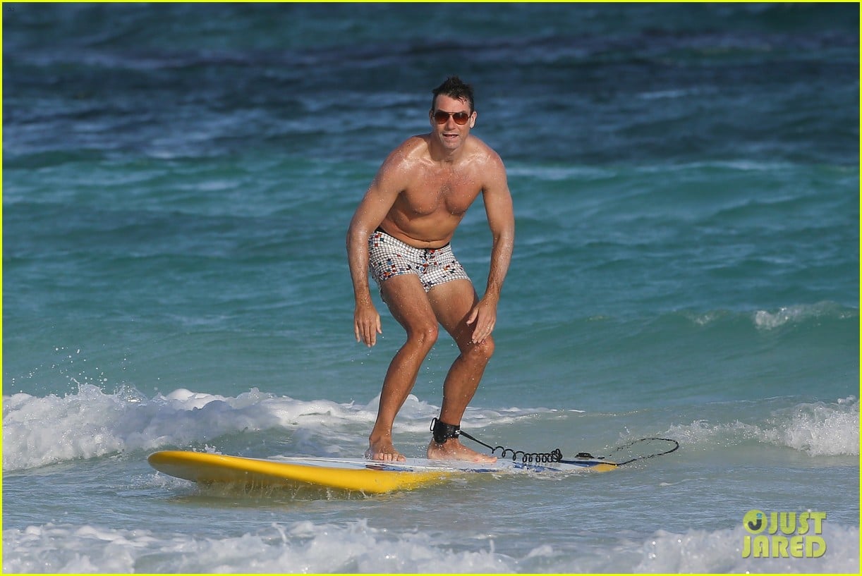 shirtless jerry oconnell goes surfing in his short shorts 063837276