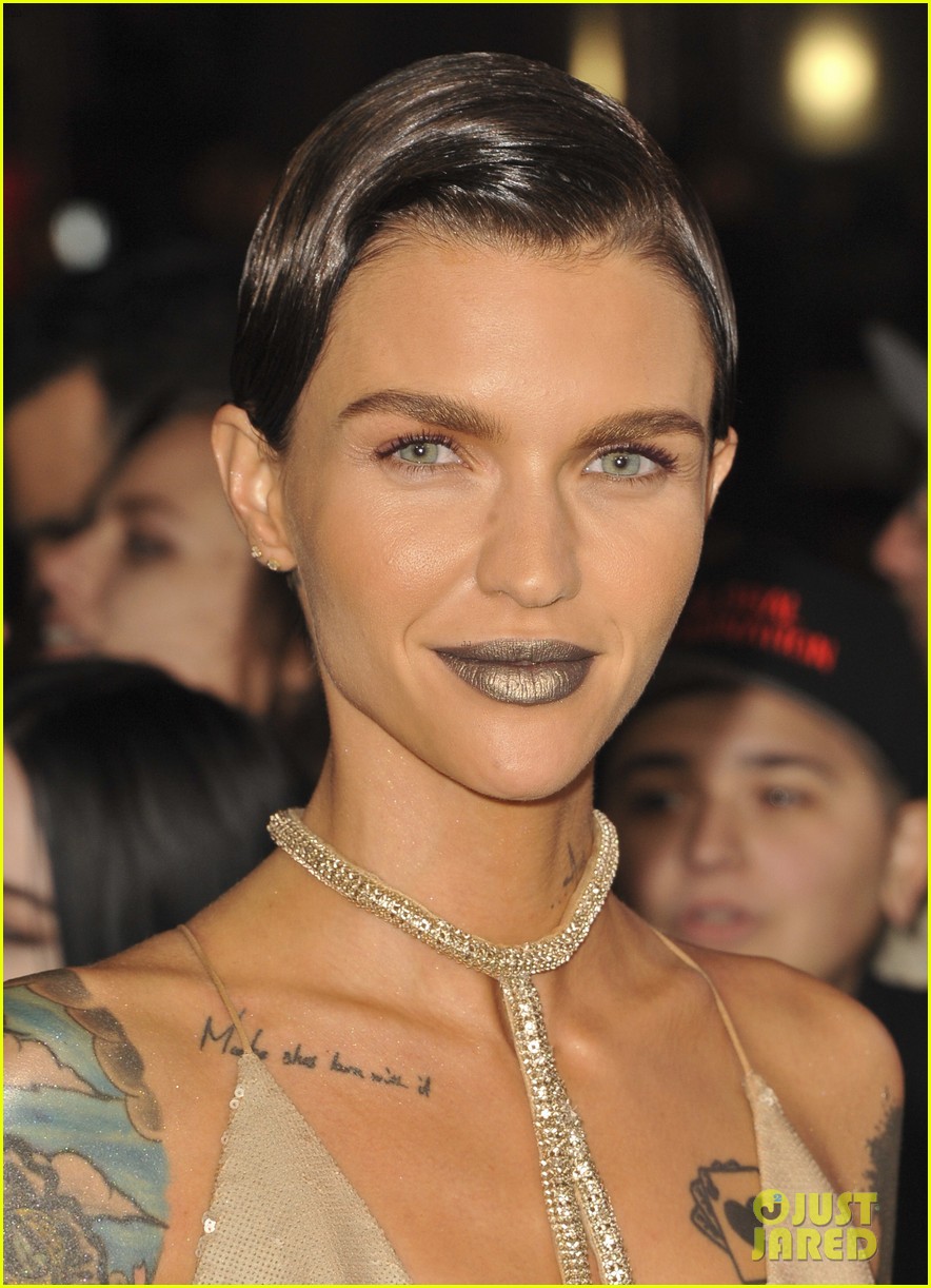 ruby rose experiences epic moment at star studded xxx return of xander cage 243845013