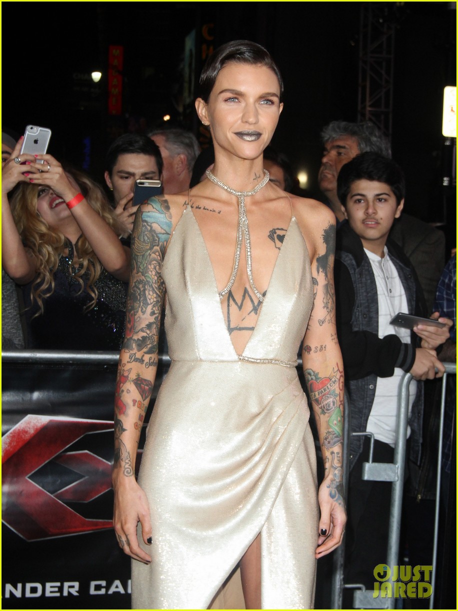 ruby rose experiences epic moment at star studded xxx return of xander cage 333845022