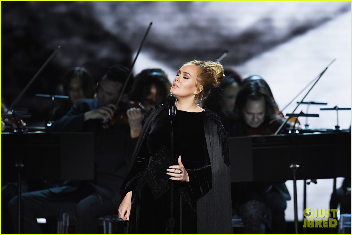 Adele Grammys 2017 Celebs React to Stopping Performance Photo