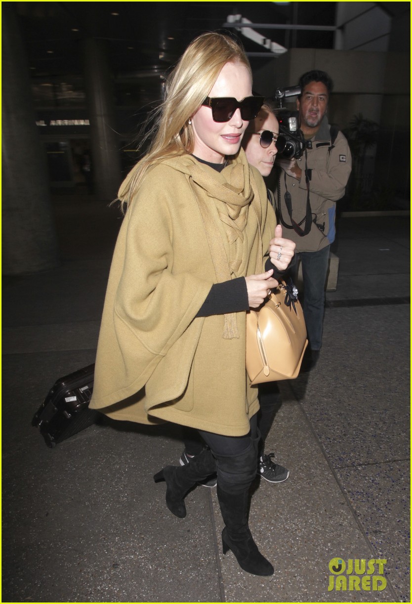 kate bosworth arrives home after attending london fashion week 04