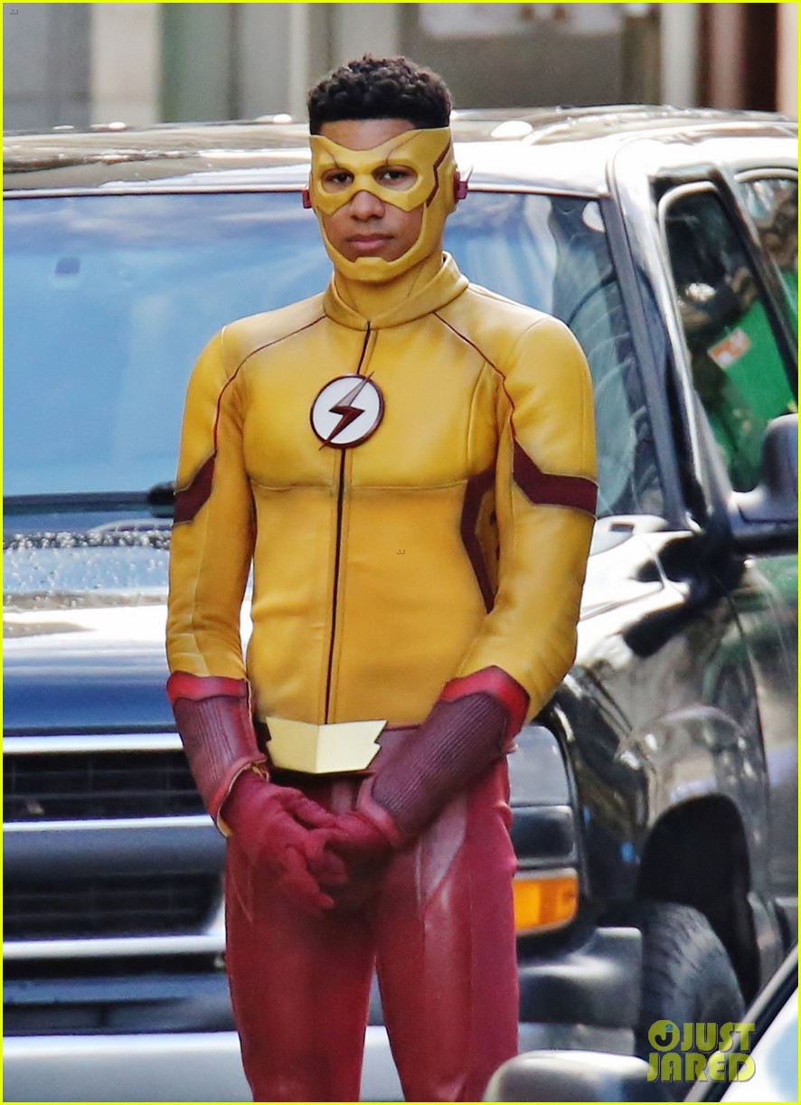 grant gustin the flash filming in vancouver 053863389