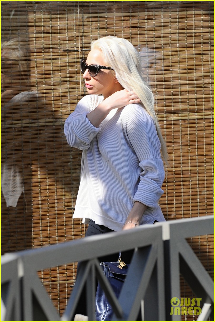 lady gaga emerges from a workout looking absolutely flawless 17