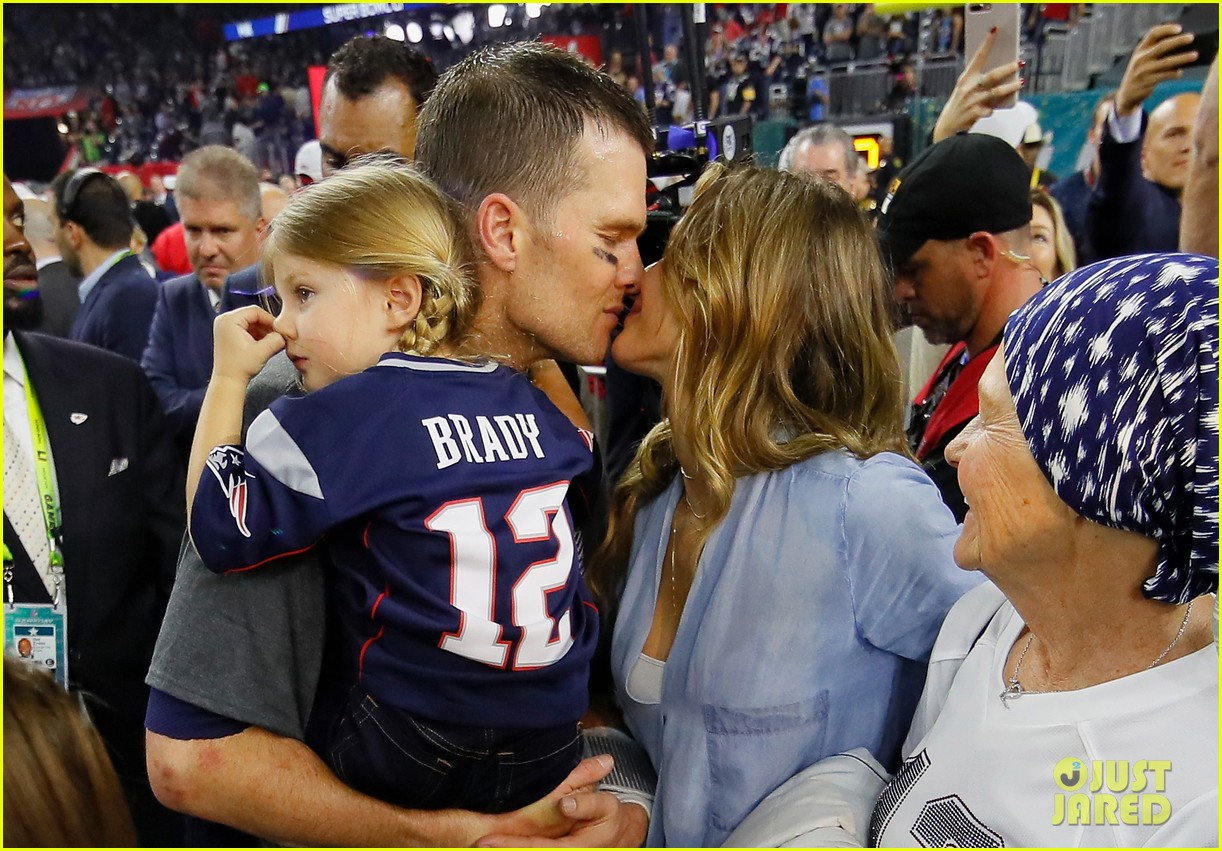 Gisele Bundchen Congratulates Her 'Love' Tom Brady on His Fifth Super