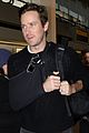 armie hammer found an awesome spot in the frankfurt airport 01