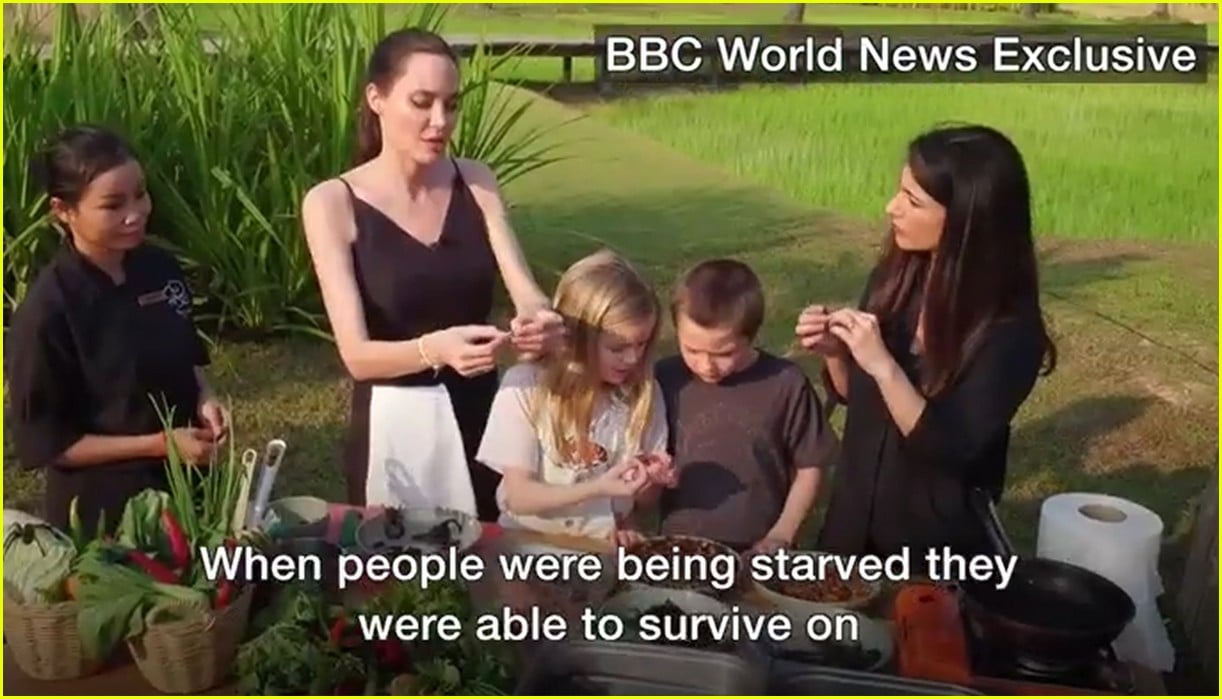 angelina jolie eats spiders insects with her kids 04