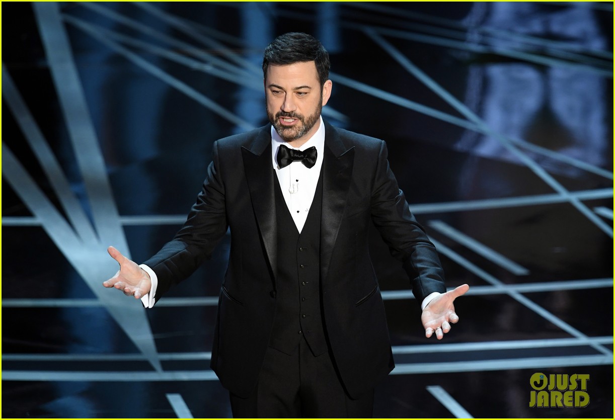 Jimmy Kimmel Pokes Fun at Matt Damon in Oscars 2017 Opening Monologue