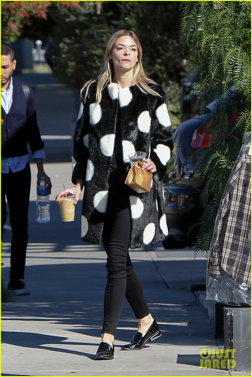 jaime king reveals her first celebrity crush 013851001