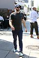 chace crawford rebecca rittenhouse grab a casual lunch 05