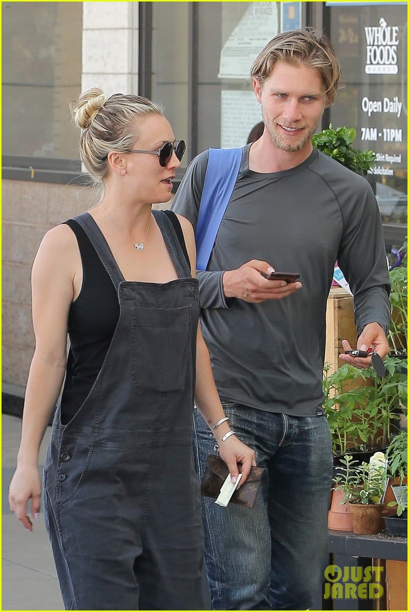 Kaley Cuoco's Boyfriend Karl Cook Reveals Her Hidden Talent! Photo 3873590 Kaley Cuoco Photos