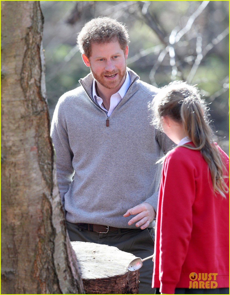 prince harry gets in touch with nature at epping forest 013874274