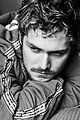 finn jones talks relating to troubled hero iron fist and mad mad trip on game of thrones 01