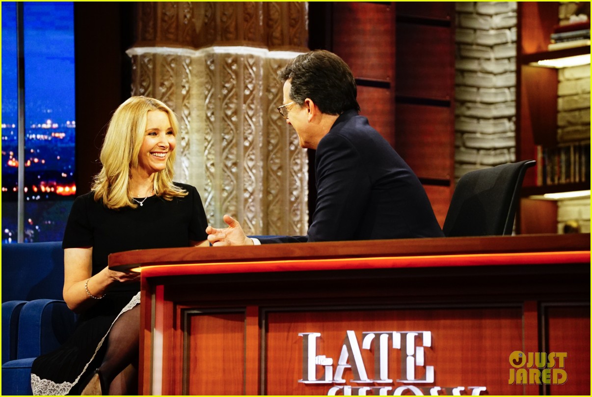 Lisa Kudrow Admits There Was A Secret 'Friends' Reunion! Photo 3868566