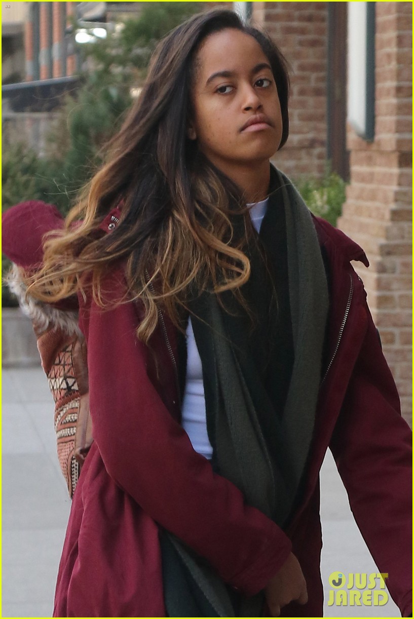 malia obama another day at the office 023877005