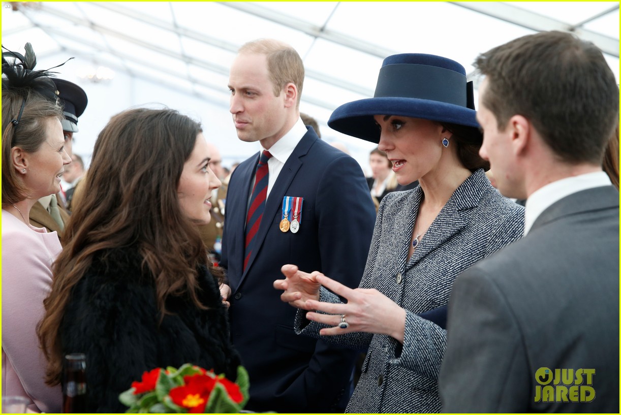 kate middleton says prince george princess charlotte are both becoming really good friends 083871969