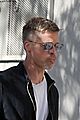 brad pitt appears slimmed down in new photos 02