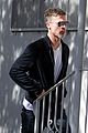 brad pitt appears slimmed down in new photos 12