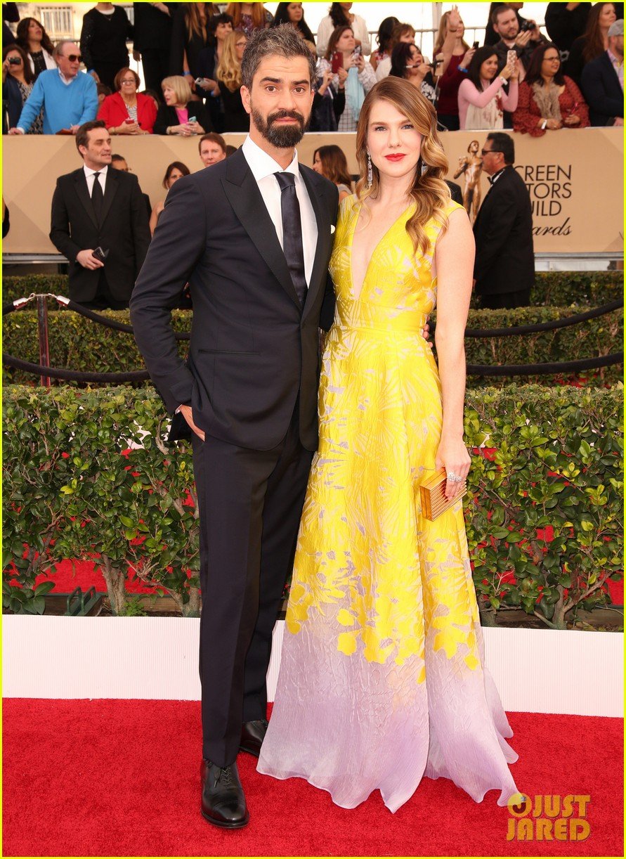 Lily Rabe & Hamish Linklater Baby Girl! Photo 3874272 Photos(01)