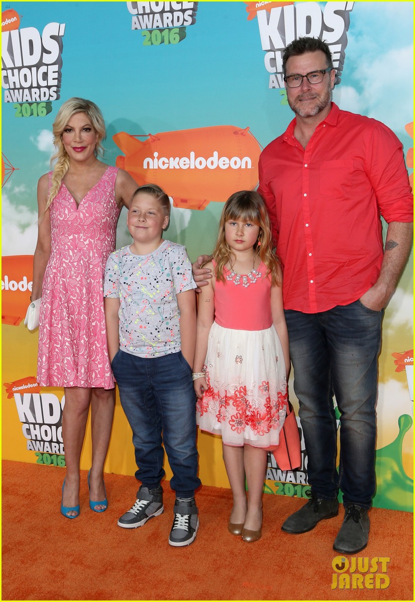Tori Spelling Fifth Child with Dean McDermott Photo 3869320(02)