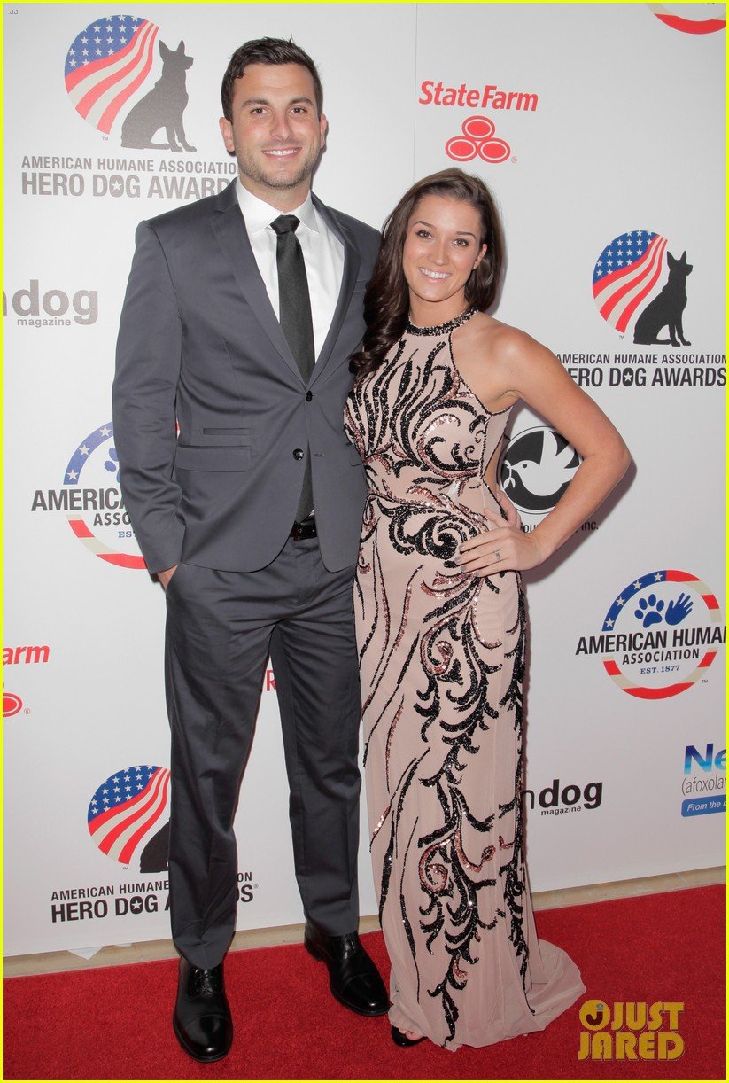 Bachelor in Paradise's Jade Roper Is Pregnant, Expecting Baby with