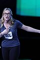 kate winslet gives inspiring speech about body shaming believing in yourself at we day 29