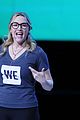 kate winslet gives inspiring speech about body shaming believing in yourself at we day 31