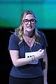 kate winslet gives inspiring speech about body shaming believing in yourself at we day 34