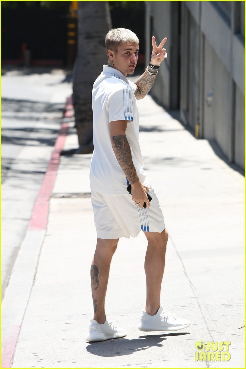Justin Bieber Came Up With the 'Despacito (Remix)' Idea: Photo 3891712 |  Daddy Yankee, Justin Bieber, Luis Fonsi Photos | Just Jared: Entertainment  News, image size:816x1222