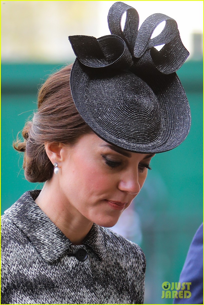 Kate Middleton, Prince William & Prince Harry Honor Victims Of London