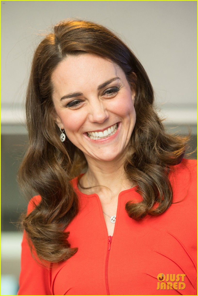 kate middleton admits that motherhood can be isolating 043888442